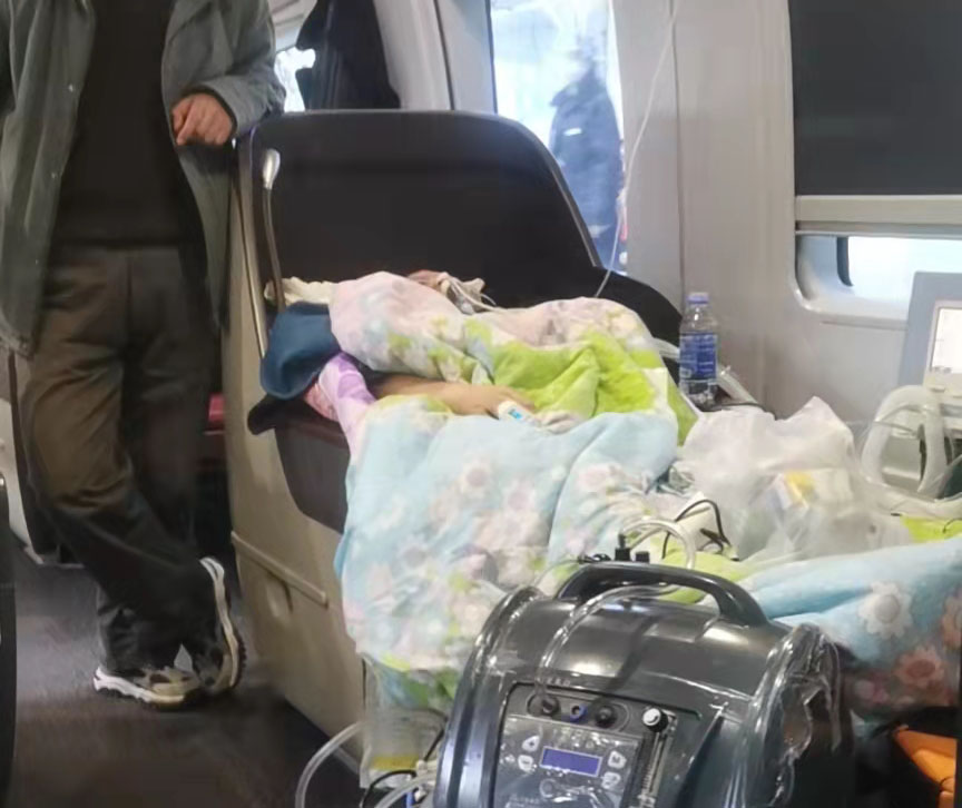 霍尔果斯市高铁转运